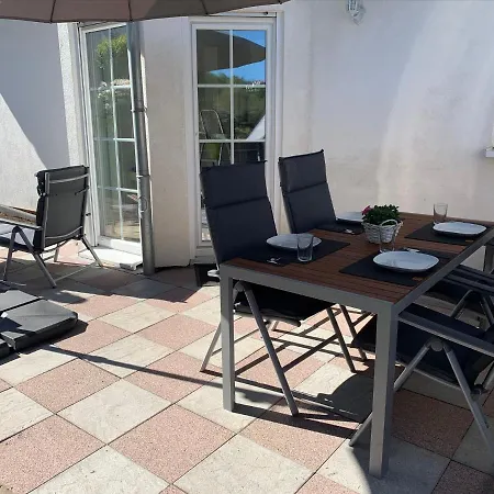 Dr. Eisenbart Apartment *